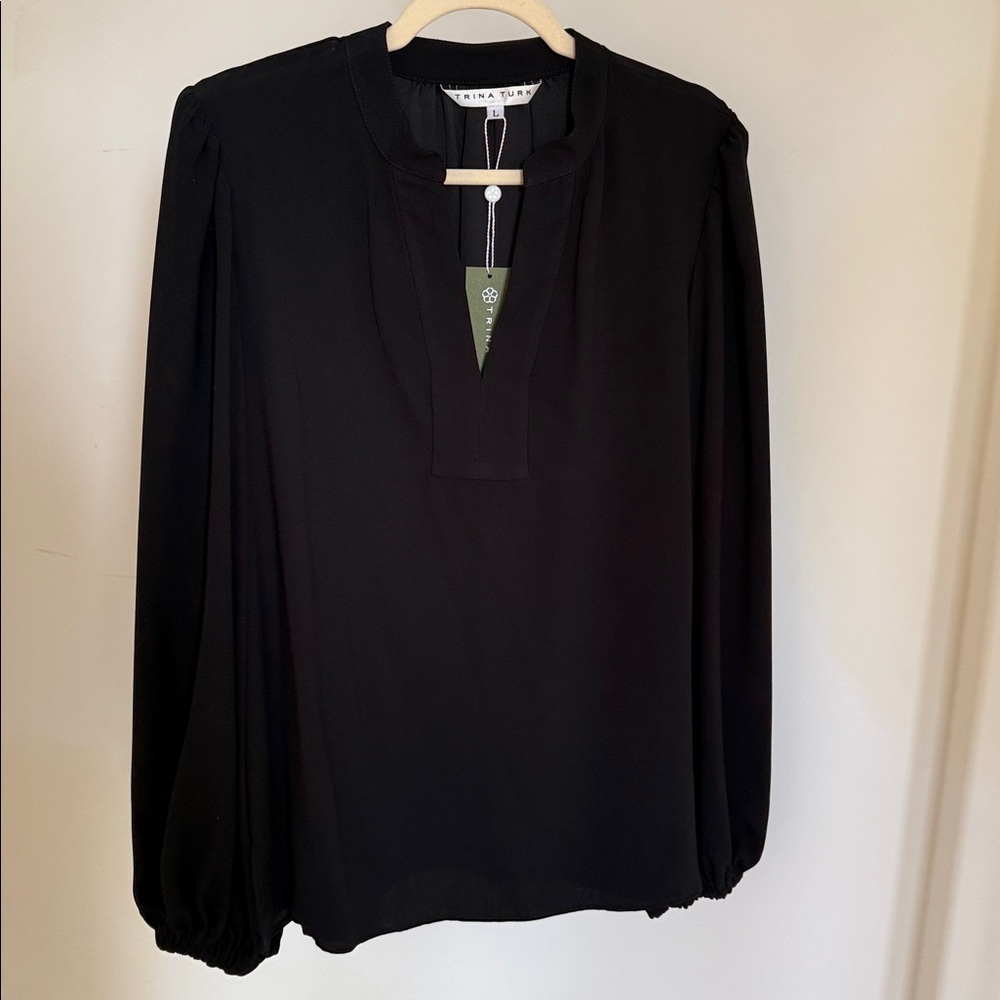 NWT! ๐ค Trina Turk Tanvi Top, Black, Size L - Picture 3 of 7